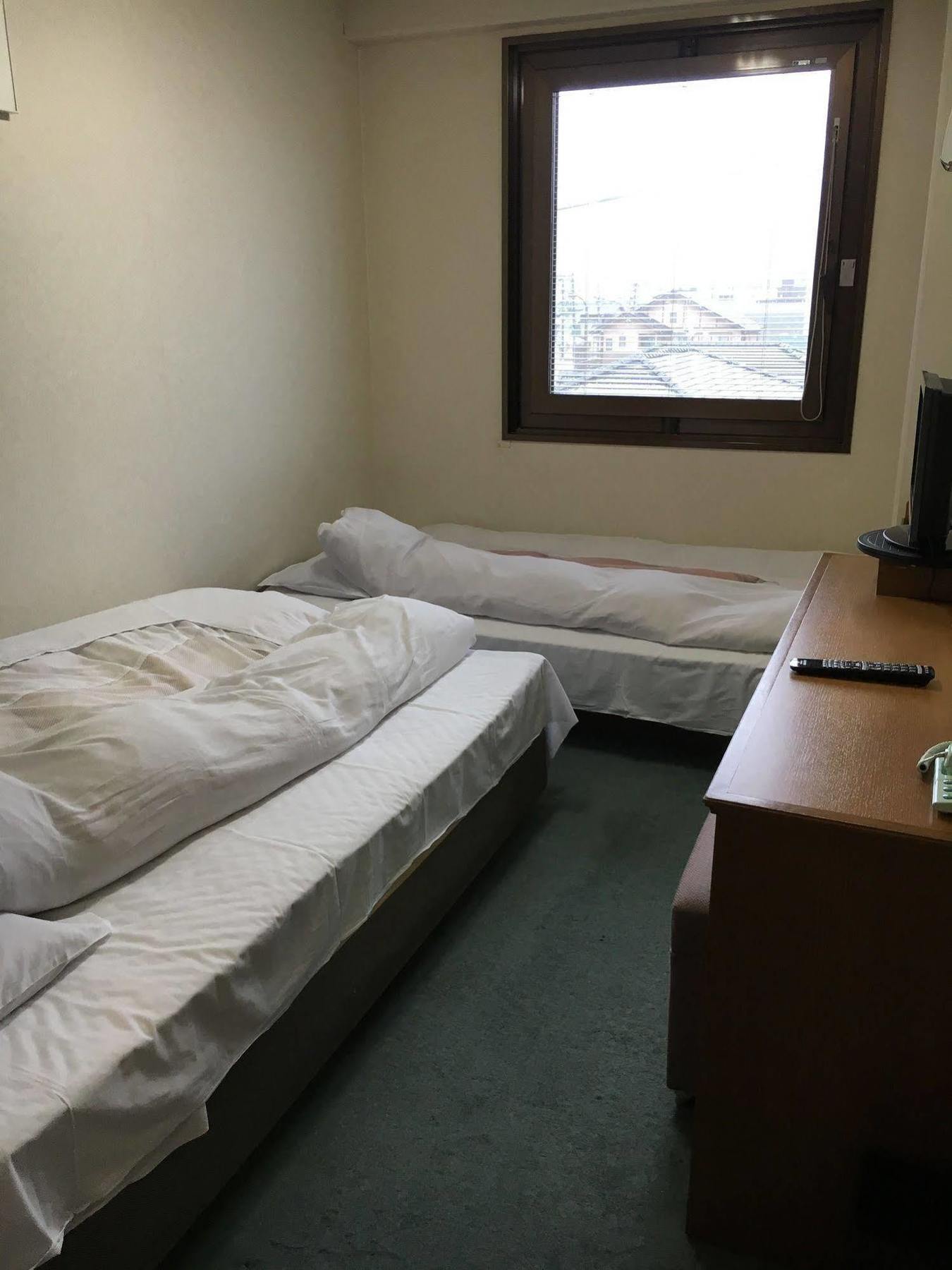 Aoi Business Hotel Fukuyama Exterior photo